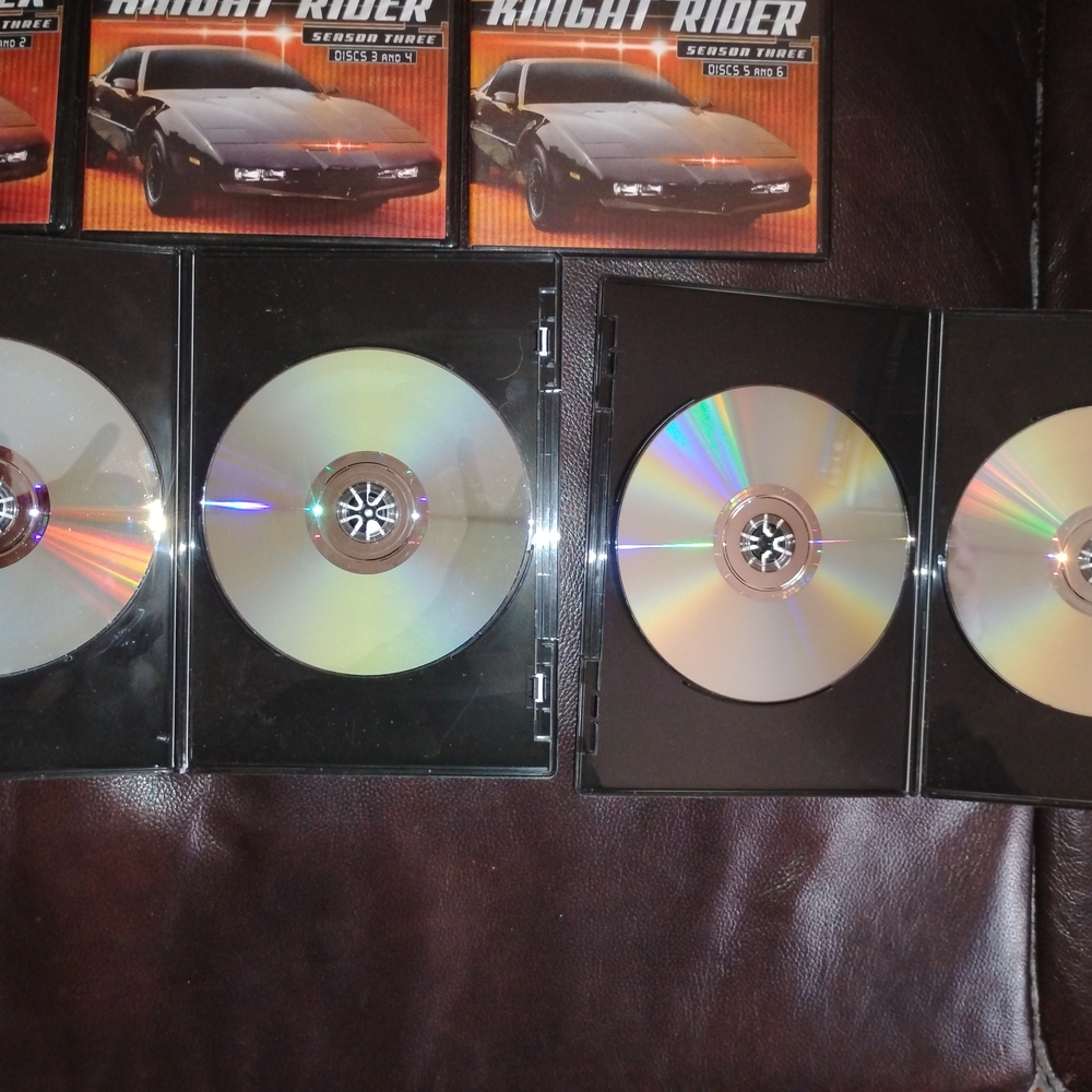 Knight Rider Complete Collection Box Set - Picture 4 of 9